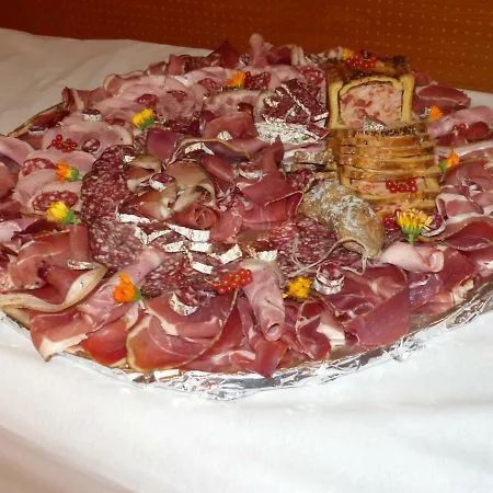 فندق Le Lion D'or 3*